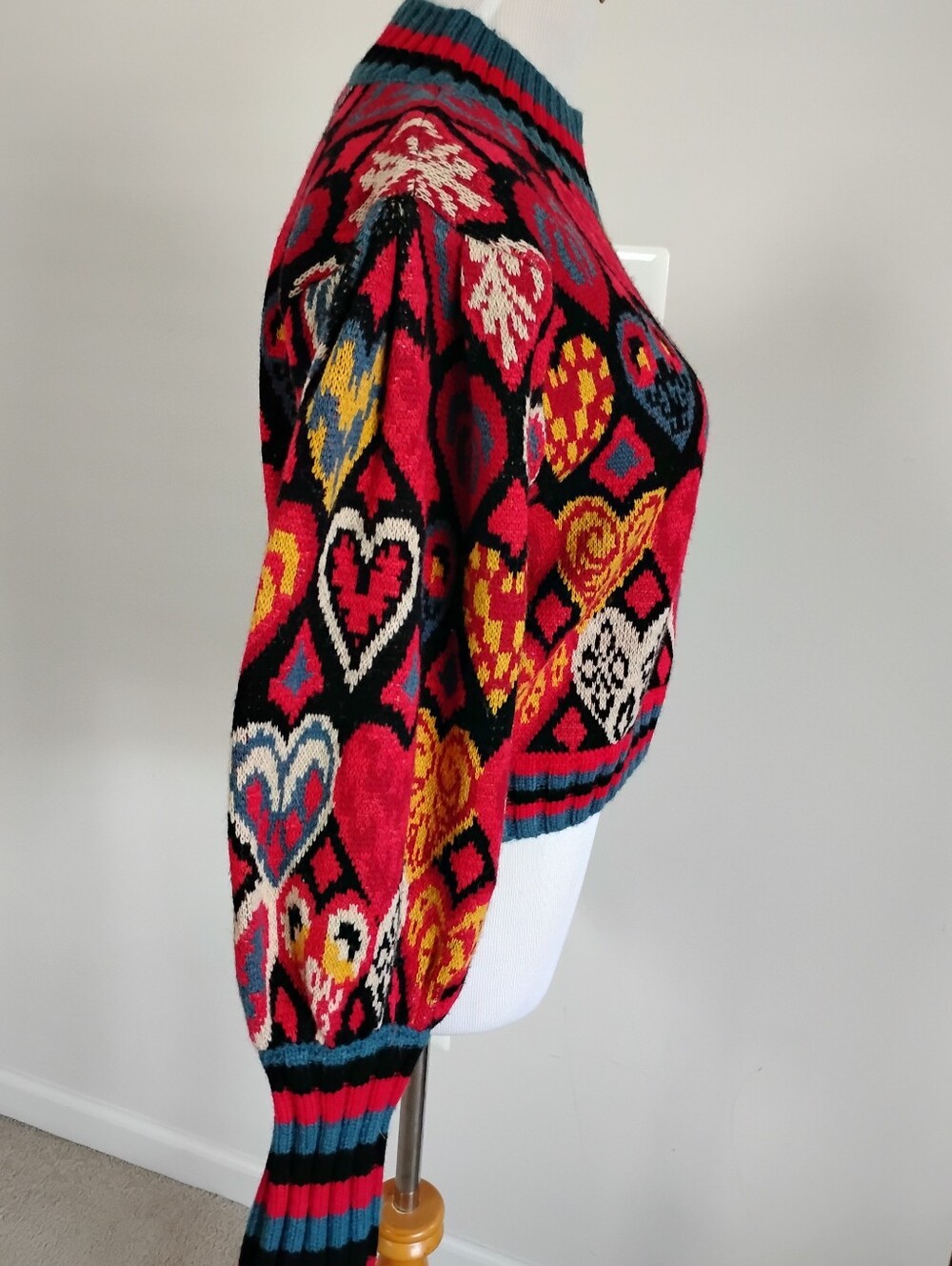 Farm Rio Heart Ikat Red Multi Color Knit Sweater Size M - Picture 4 of 9